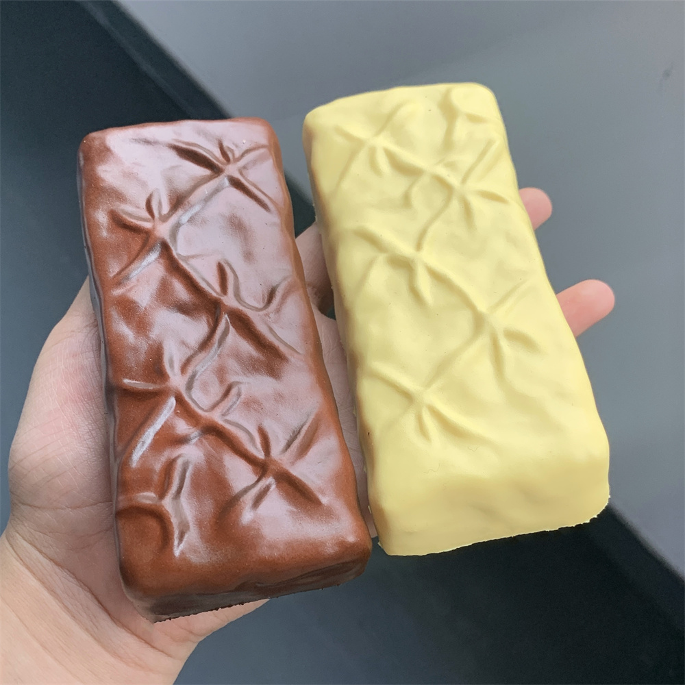 인공 플라스틱 부드러운 음식의 대형 스니커즈 모델 시뮬 - Vape Decoration 리뷰 및 가격